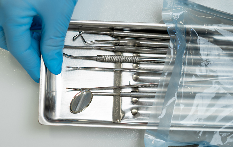 Os riscos de infecções e a importância da esterilização na odontologia